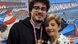 Hijo mayor de Dayanara y Marc Anthony firma sus primeros libros de cómics en el ‘Puerto Rico Comic Con’