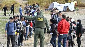 Gobierno de Estados Unidos comenzará a negar asilo a inmigrantes 