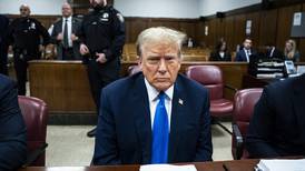 Concluye la selección de los 12 jurados para el juicio criminal contra Trump en Nueva York