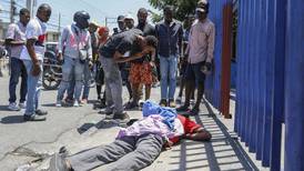 Tiroteo entre policía de Haití y pandillas paraliza alrededores del Palacio Nacional