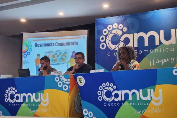 Buscan que se escuchen los problemas que enfrenta la comunidad en Camuy 