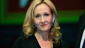 Elimina exhibición de Harry Potter en museo por comentarios transfóbicos de J.K. Rowling