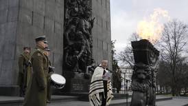 Sobrevivientes conmemoran septuagésimo noveno aniversario de la liberación de Auschwitz 