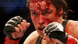 Excampeona de la UFC quedó sin un pedazo de su cara tras perder contra Amanda Nunes