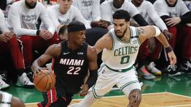 Heat vence a Celtics toma ventaja 2-1 en la serie
