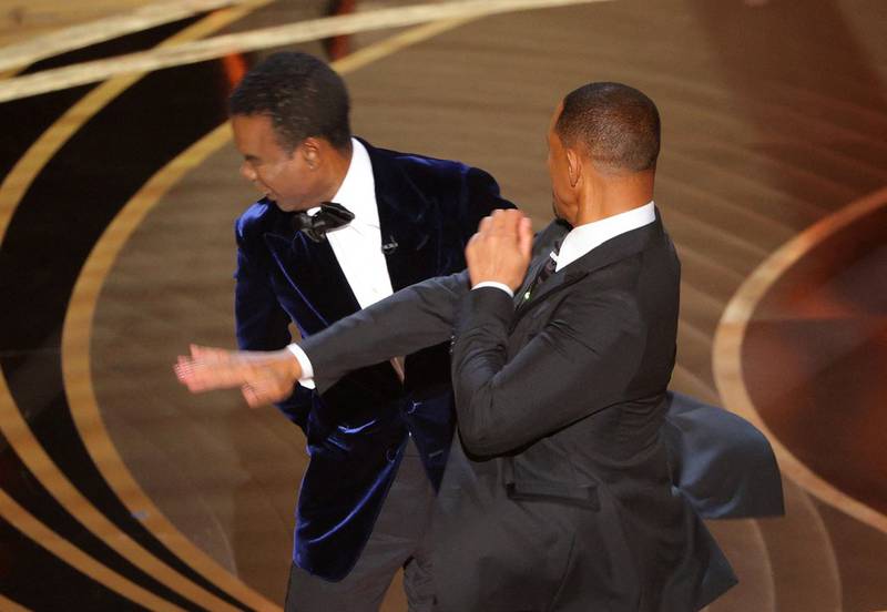 Will Smith dá tapa na cara de Chris Rock durante Oscar 2022