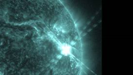 Gigantesca llamarada solar interrumpe señales de radio en la Tierra