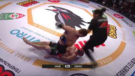 VIDEO: Médicos 'reviven' a peleador de MMA que fue brutalmente noqueado