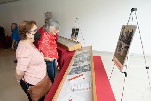 Inaugura la Colección de la Cruz Roja en el Archivo Histórico de la Fundación Luis Muñoz Marín
