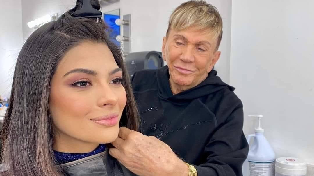 Osmel Sousa junto a Sheynnis Palacios; Miss Universo 2023.