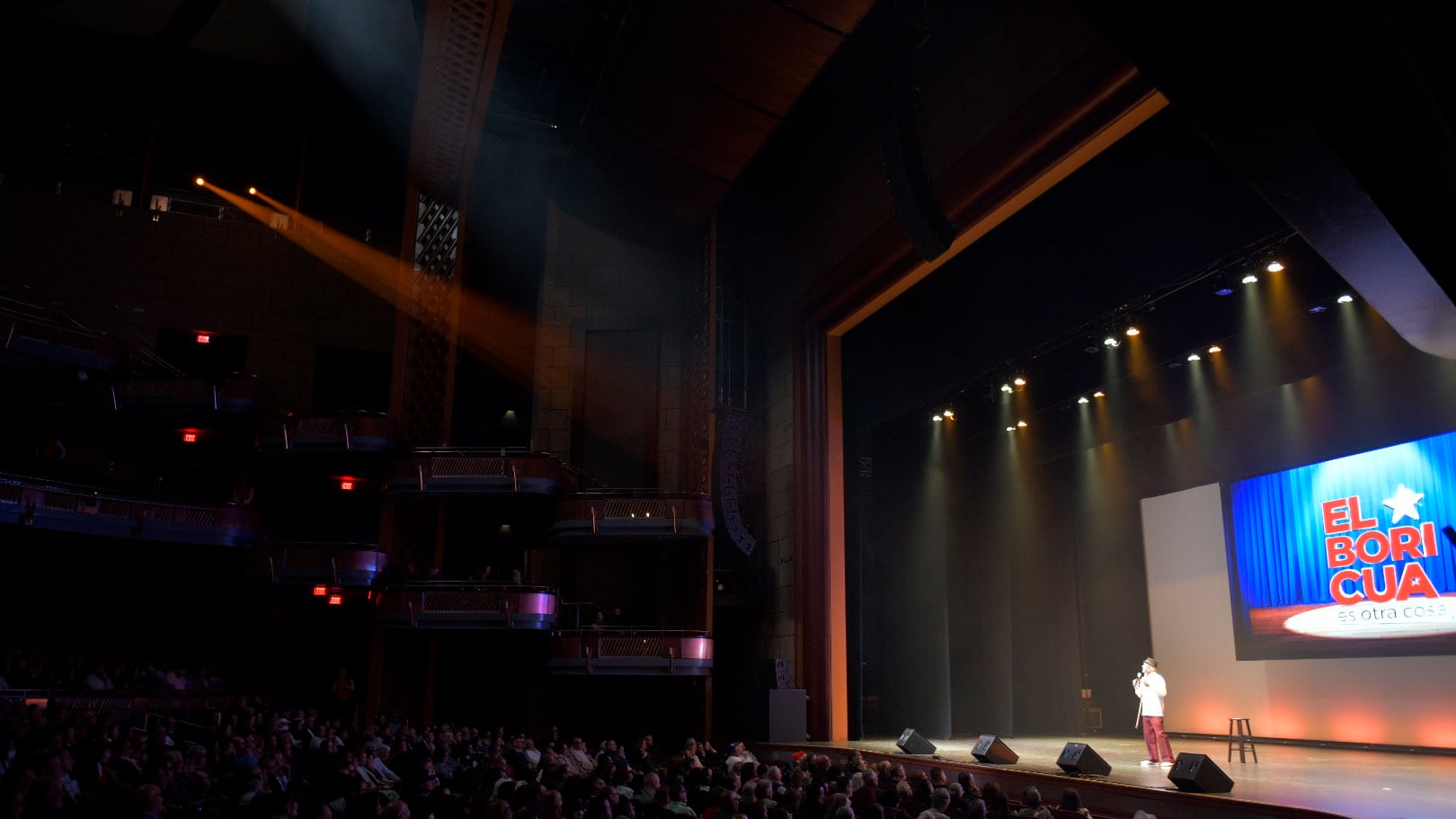 Comediante boricua hace historia en Orlando