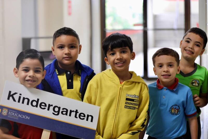 Participaron 91 estudiantes desde Kindergarten hasta duodécimo grado.