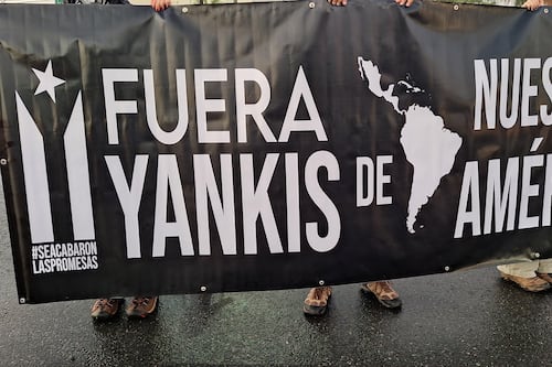 Manifestación en Puerto Rico repudia presencia militar y amenazas contra Venezuela