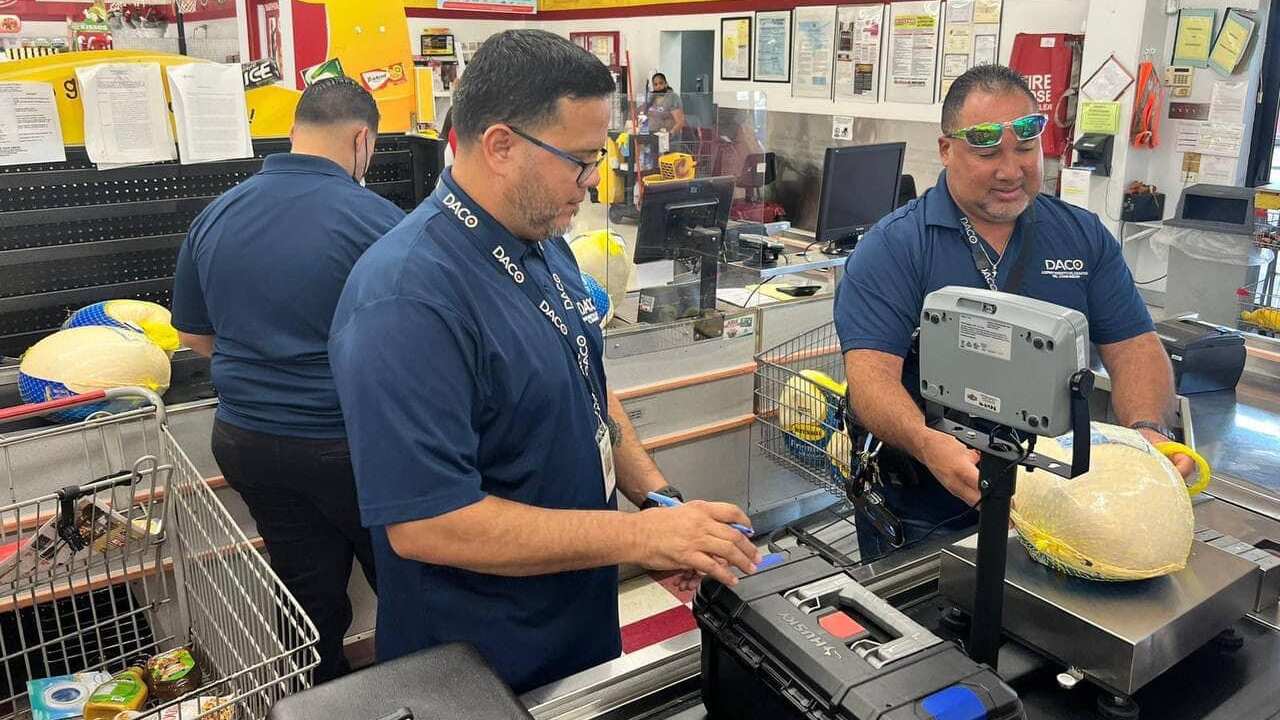 Inspectores de DACO.