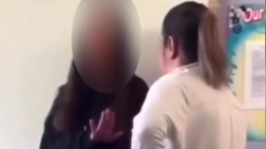 Fuerte discusión entre maestra y estudiante en escuela de Río Grande.