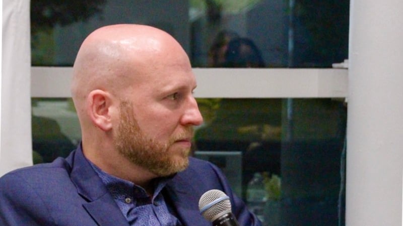 Secretario DE Ángel Toledo