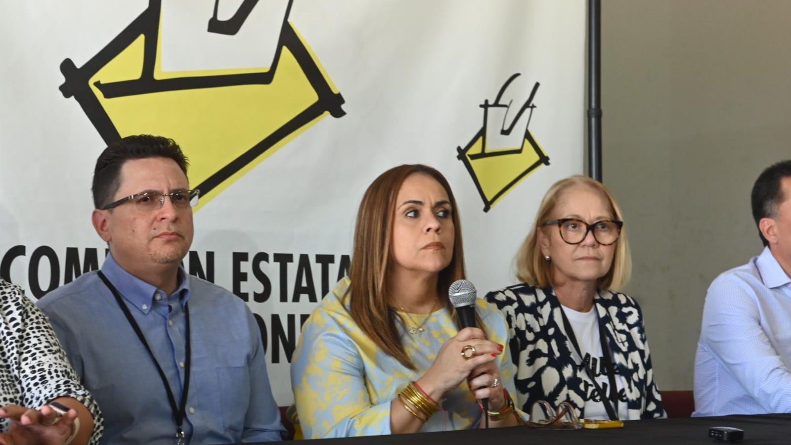 La presidenta alterna de la CEE.