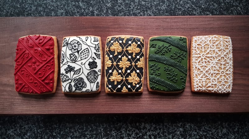 Ella Hawkins transforma su investigación en obras maestras comestibles