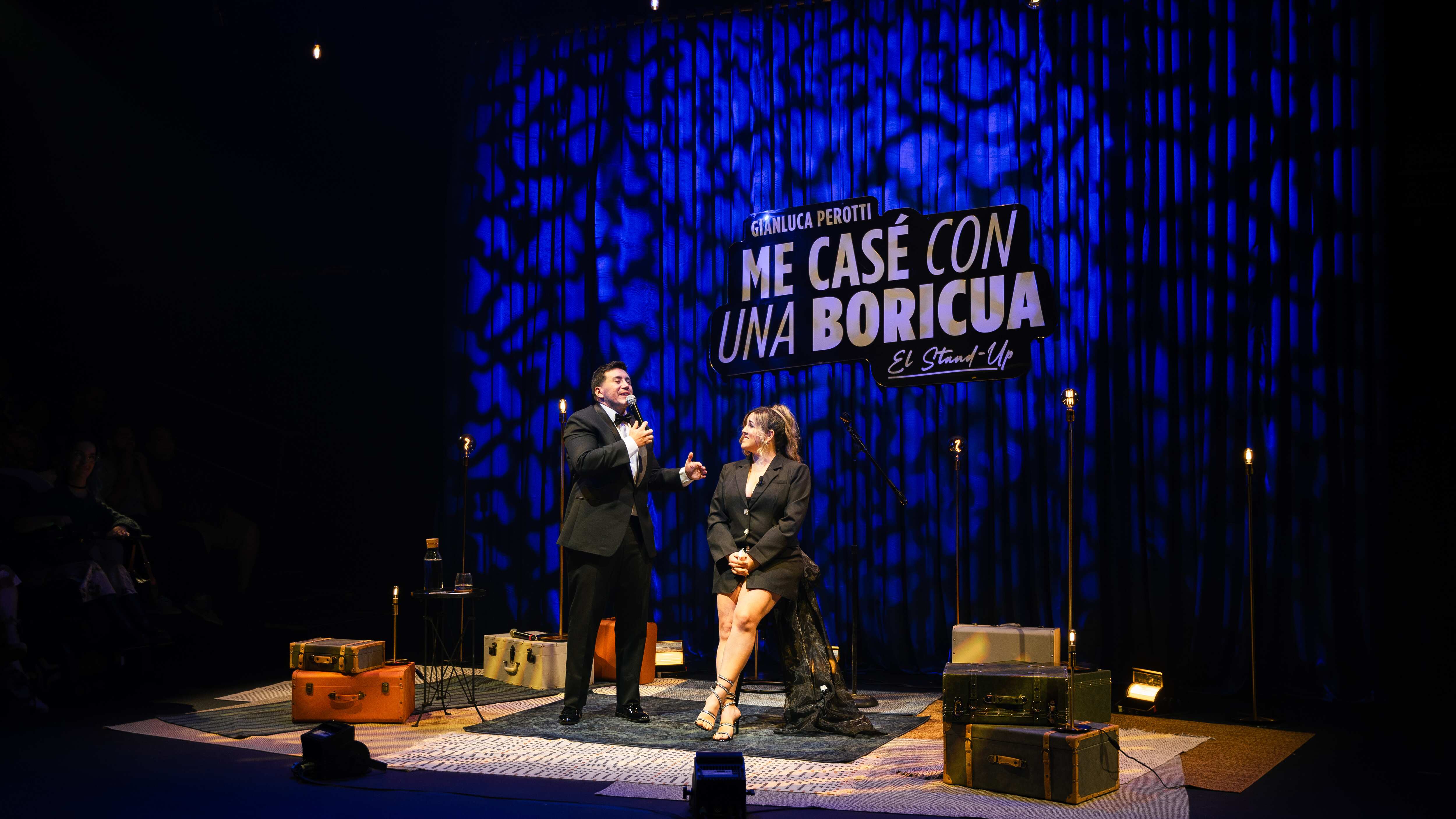 Gianluca Perotti, mejor conocido como “El Borimbiano”, presentando su stand-up '"Me casé con una boricua".