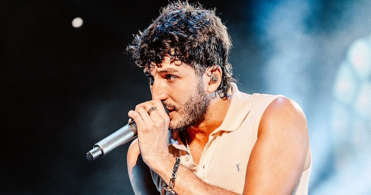 Sebastián Yatra brilla en la portada de Rolling Stone Corea: El cantante colombiano que conquista el mundo