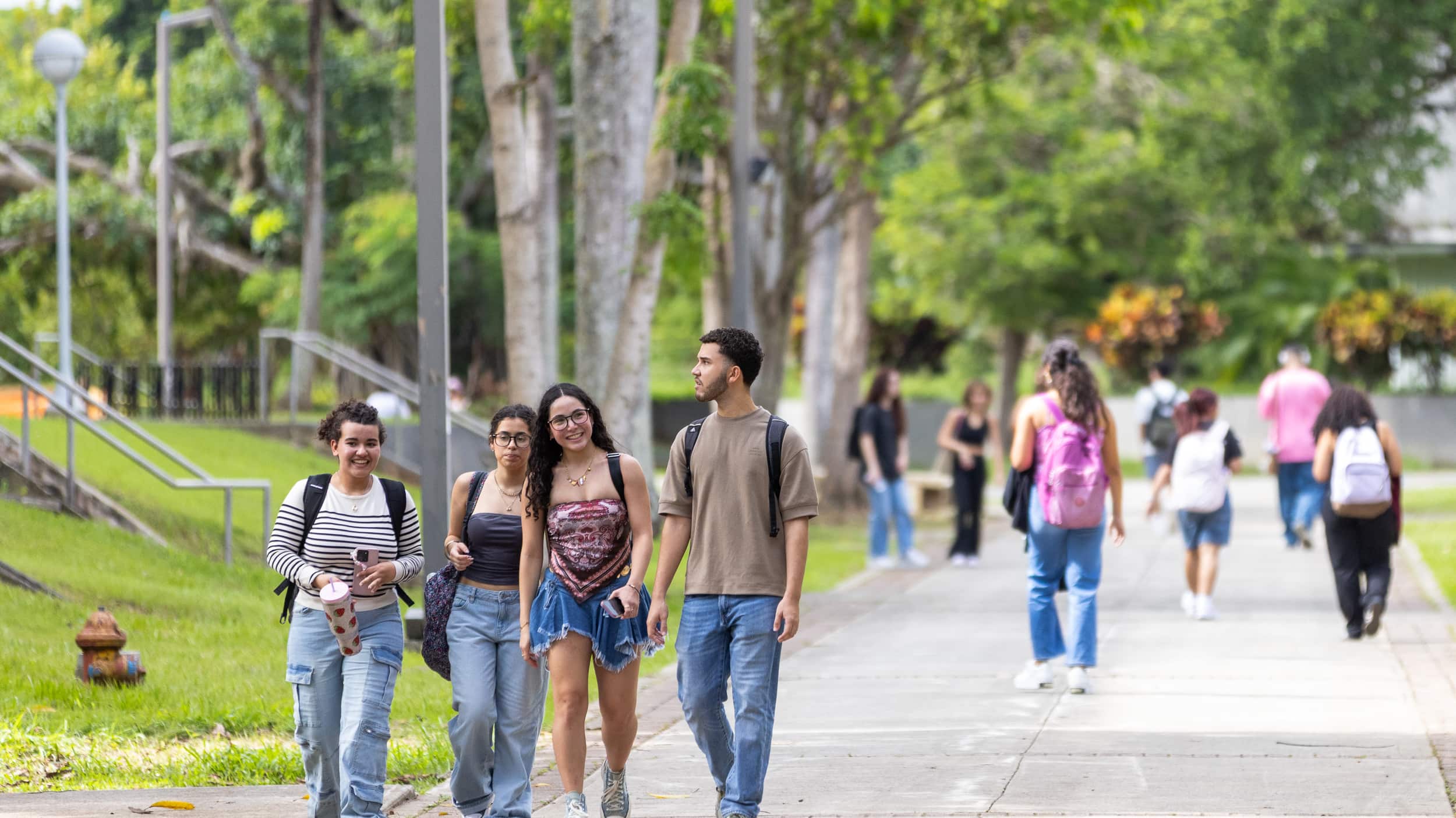En el inicio del nuevo semestre escolar se registró una matrícula de sobre 12,500 estudiantes en el Recinto de Río Piedras.