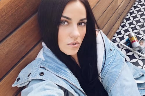 ¡Como dos gotas de agua! Maite Perroni reaparece con su mamá y paralizan las redes con sus looks