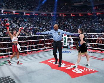 Katie Taylor vence a Amanda Serrano y cierra la trilogía histórica.