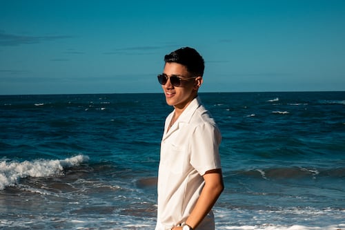 Salsero boricua Luis Vázquez lanza el tema “Soy tuyo”