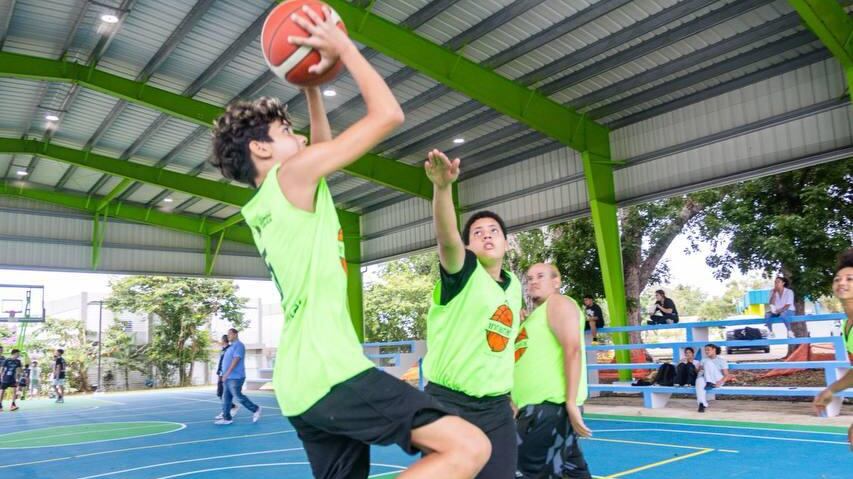 cancha de baloncesto en Vega Alta