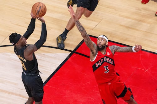 93-89: Raptors dejan a cero a los Cavaliers en casa y empatan la serie
