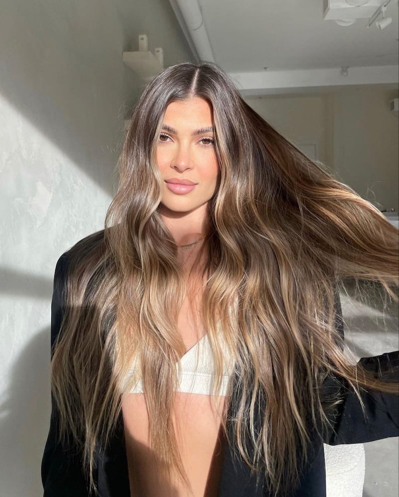 ¡Adiós castaños! Este es el tono de rubio que promete un cambio elegante y destellante en 2026