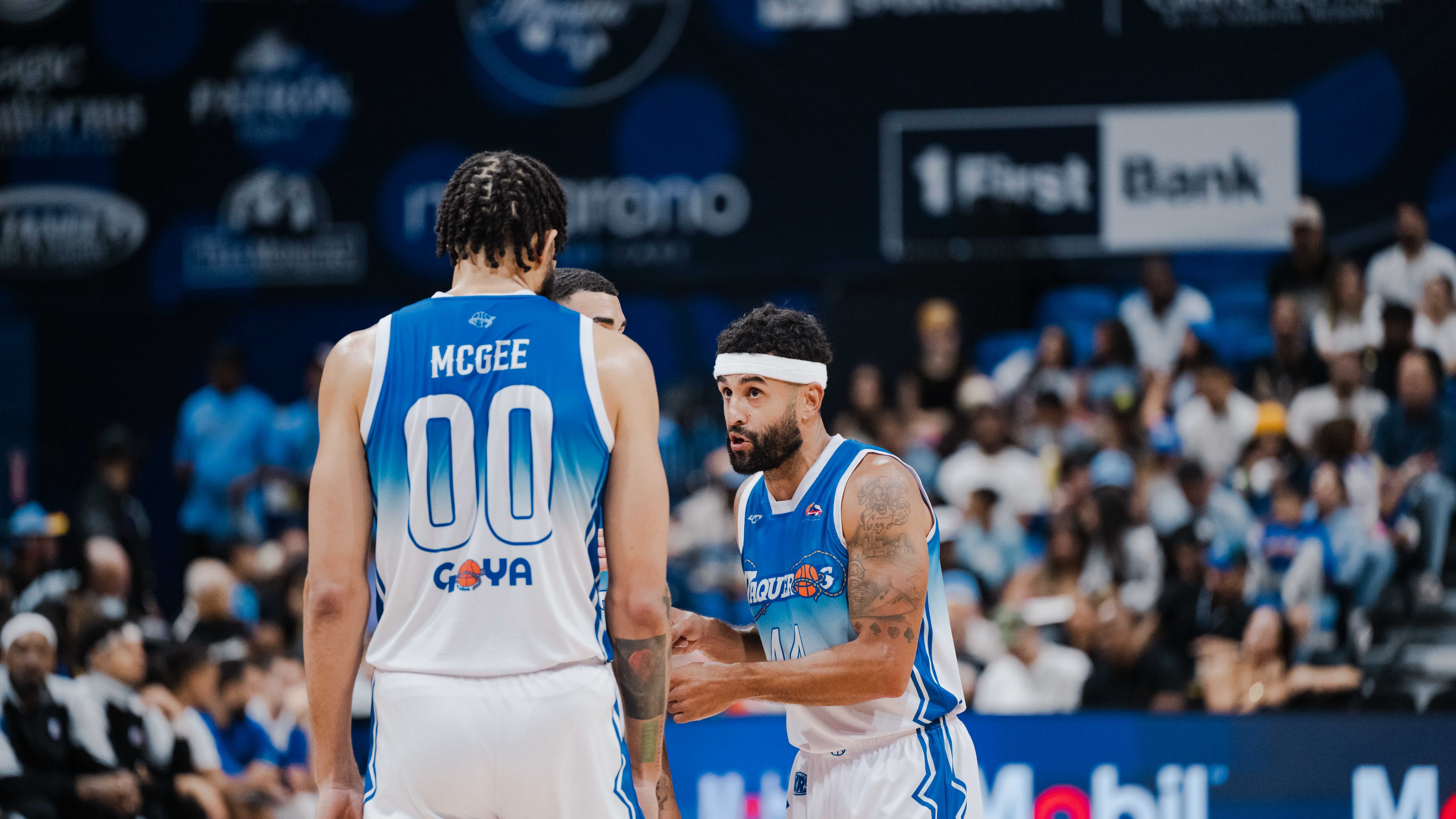 Los Vaqueros de Bayamón vencieron a los Cangrejeros de Santurce.