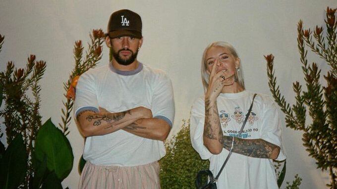 Bad Bunny y Young Miko