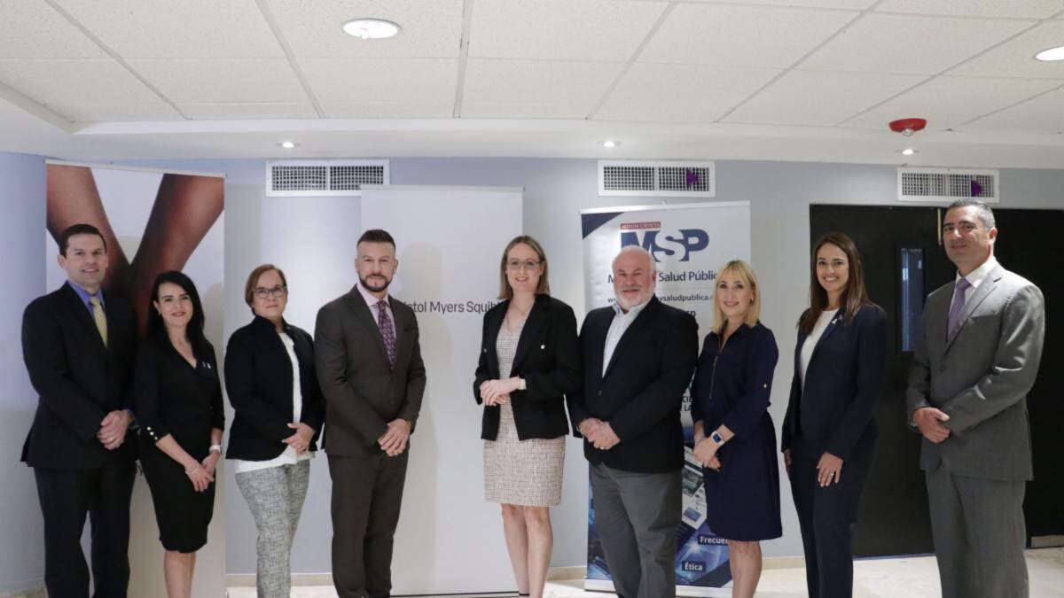 Mes de la Concienciación del Cáncer del Pulmón y Gástrico.