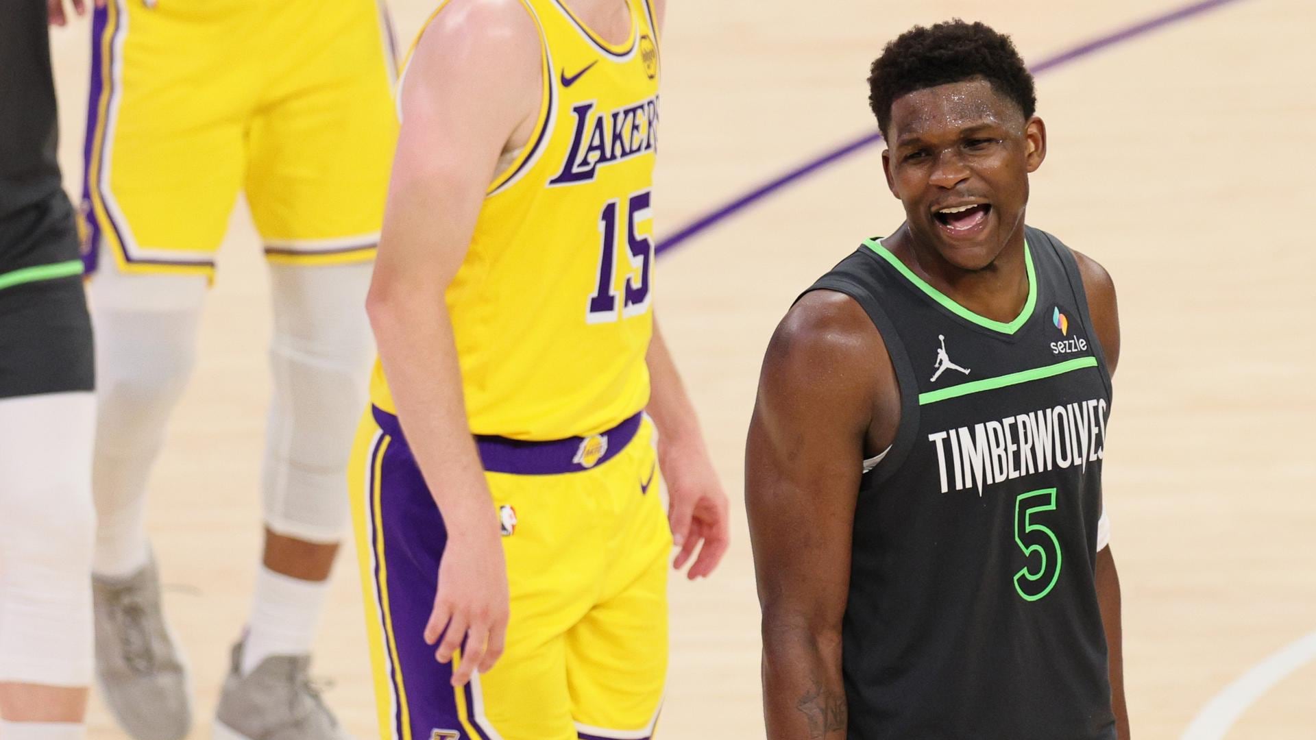 Fotografía de archivo del 1 de mayo de 2025 en la que se observa a Anthony Edwards, de los Minnesota Timberwolves.