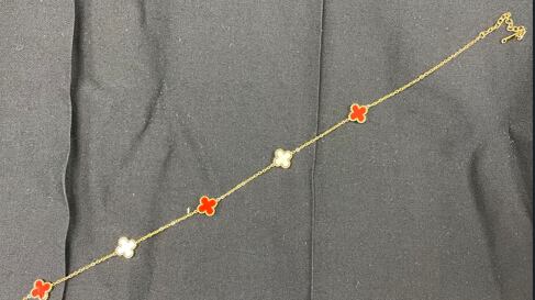 Incautan en Puerto Rico joyas falsas valoradas en 3.5 millones de dólares