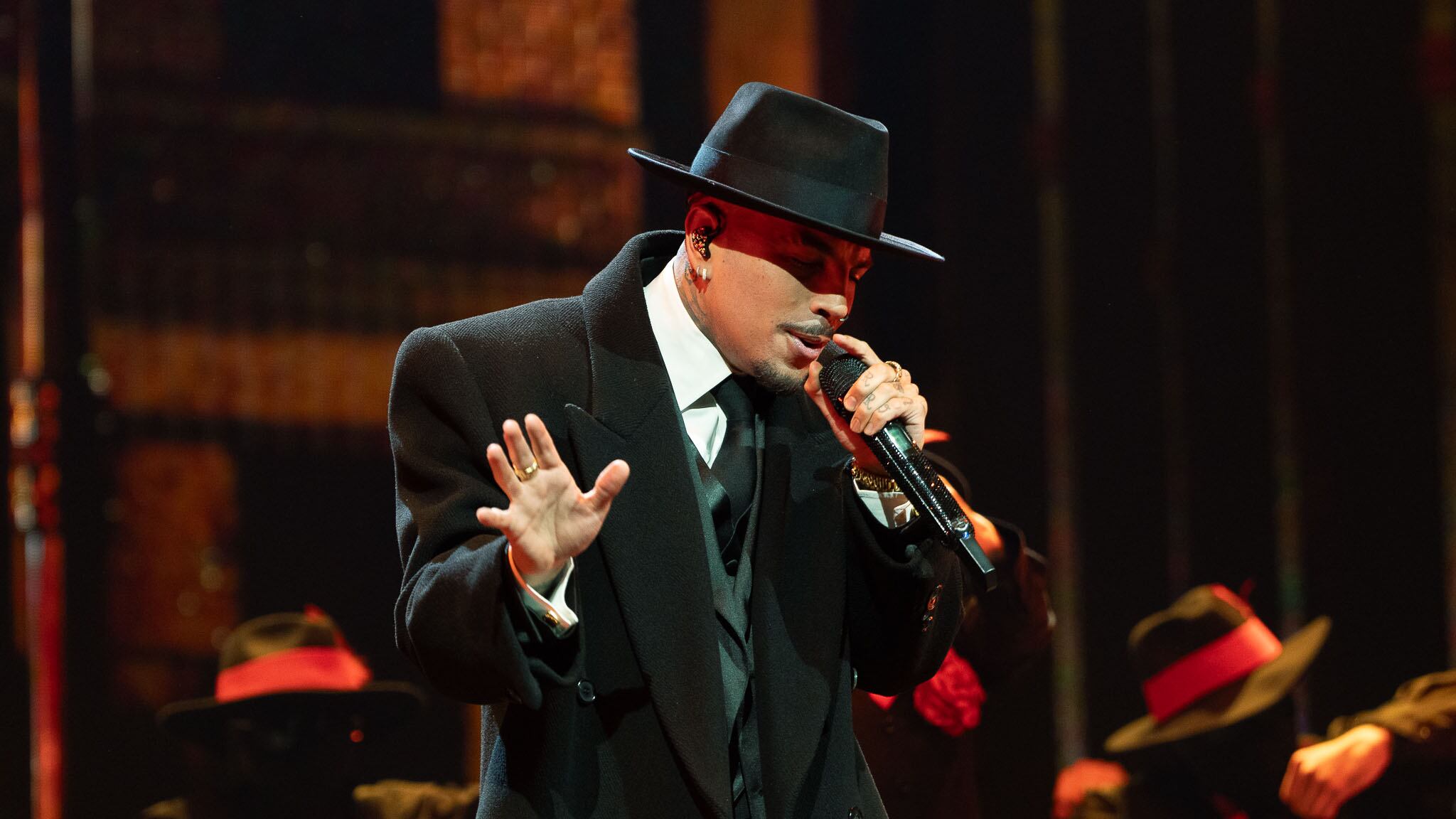 El exponente urbano, Rauw Alejandro, se presentó en el Coliseo de Puerto Rico, José Miguel Agrelot.