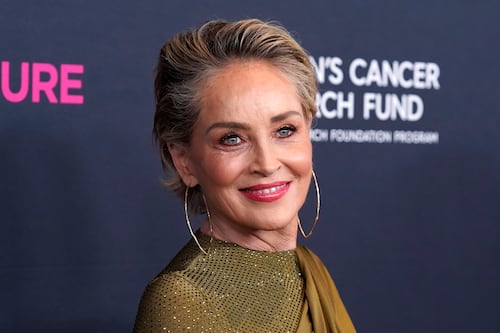 Sharon Stone revela su opinión sobre las mujeres que se avergüenzan de envejecer