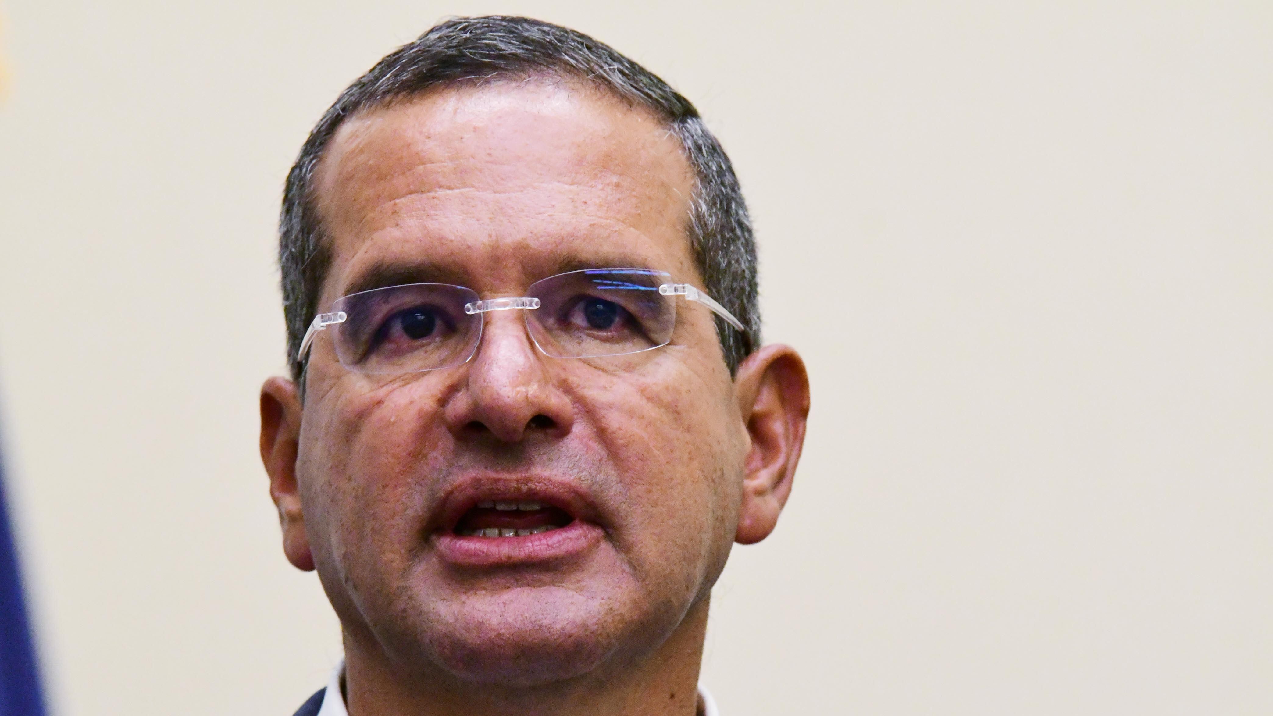 Jennifer Granholm, Secretaria de Energia, de los Estados Unidos, junto al gobernador, Pedro Pierluisi