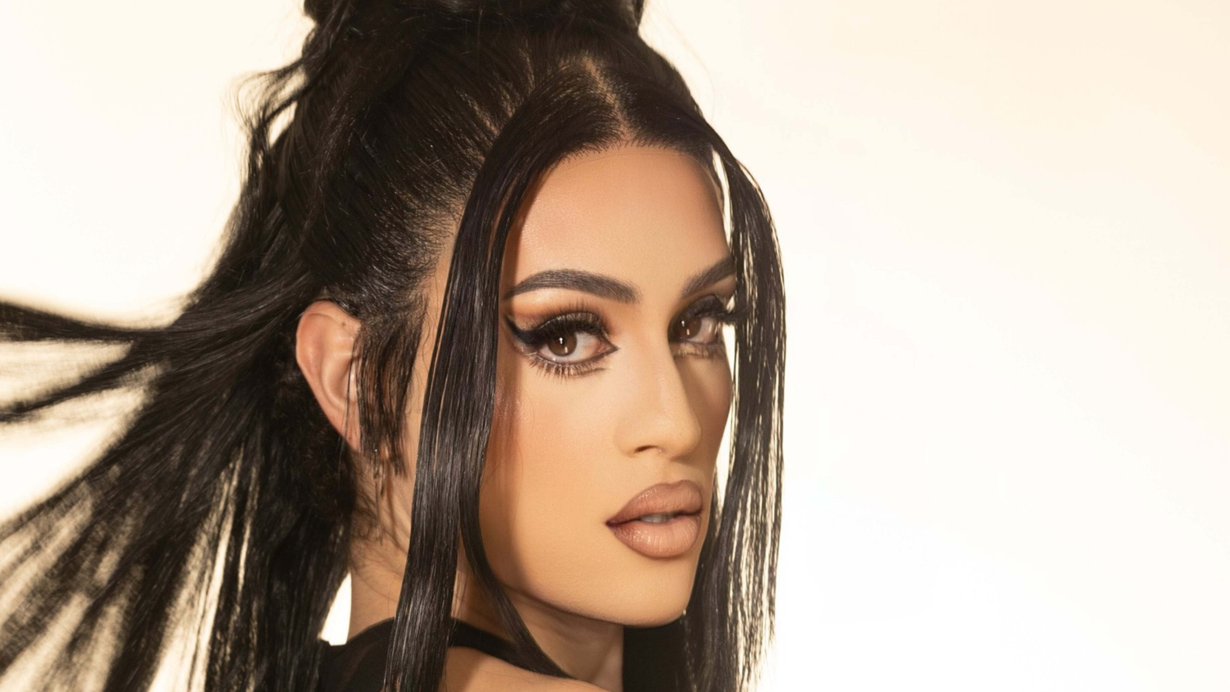 Villano Antillano anuncia su concierto