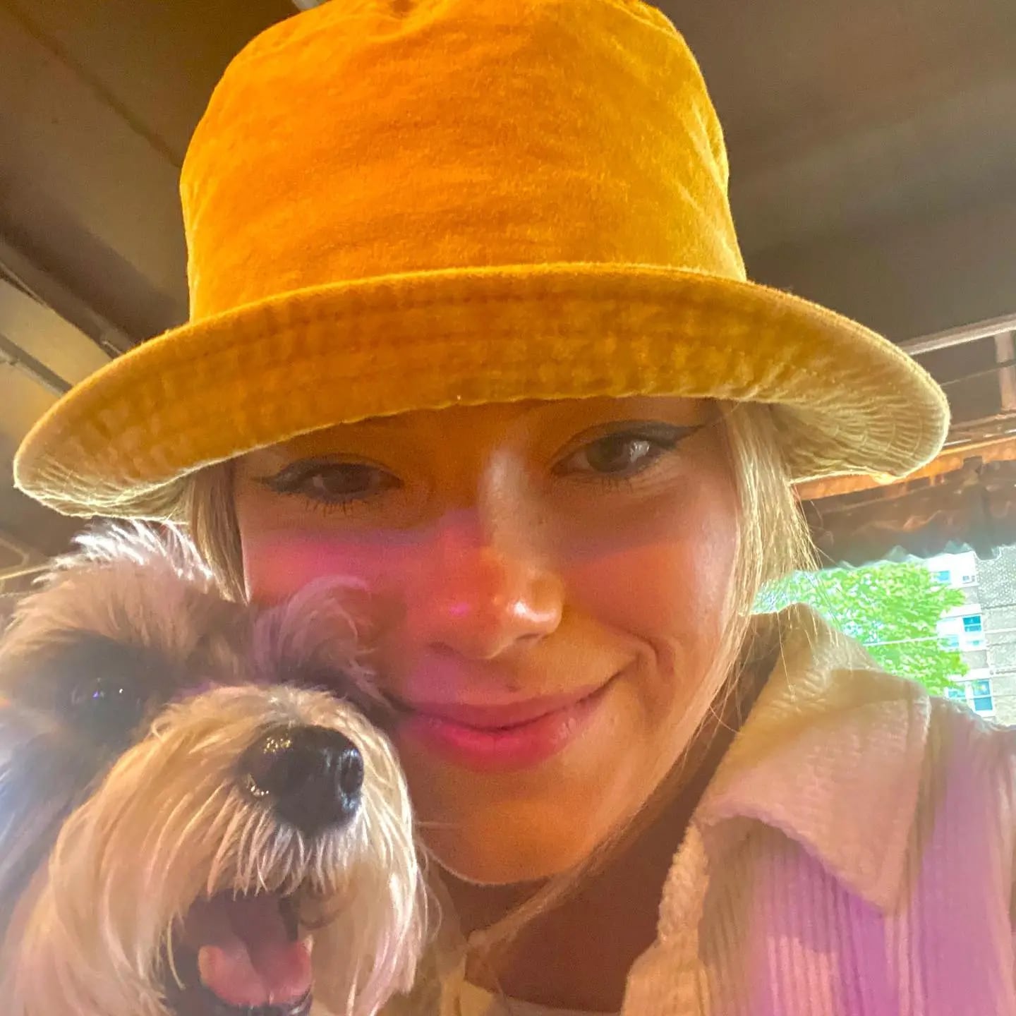 Ella es la fan que viralizó a los infieles