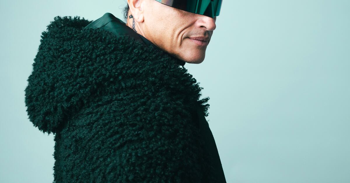 Elvis Crespo hace vibrar a España con su música en La Revuelta Elvis Crespo hace vibrar a España con su música en La Revuelta