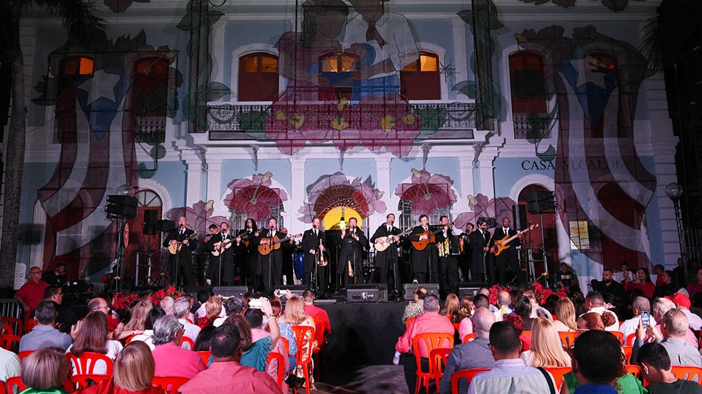 Encendido de la Navidad Criolla en Caguas 2023.Plaza Santiago R Palmer. Foto por Ingrid Torres