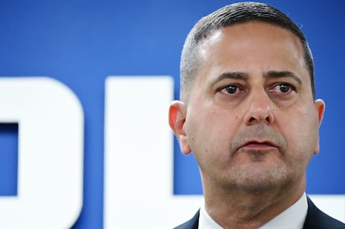 Secretario de Corrección confirma existen cuatro querellas en su contra, pero alega son un intento para destituirlo