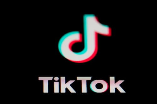 TikTok bloqueará acceso a filtros de belleza para usuarios menores de edad