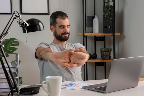 Ejercicios que puedes realizar en tu lugar de trabajo