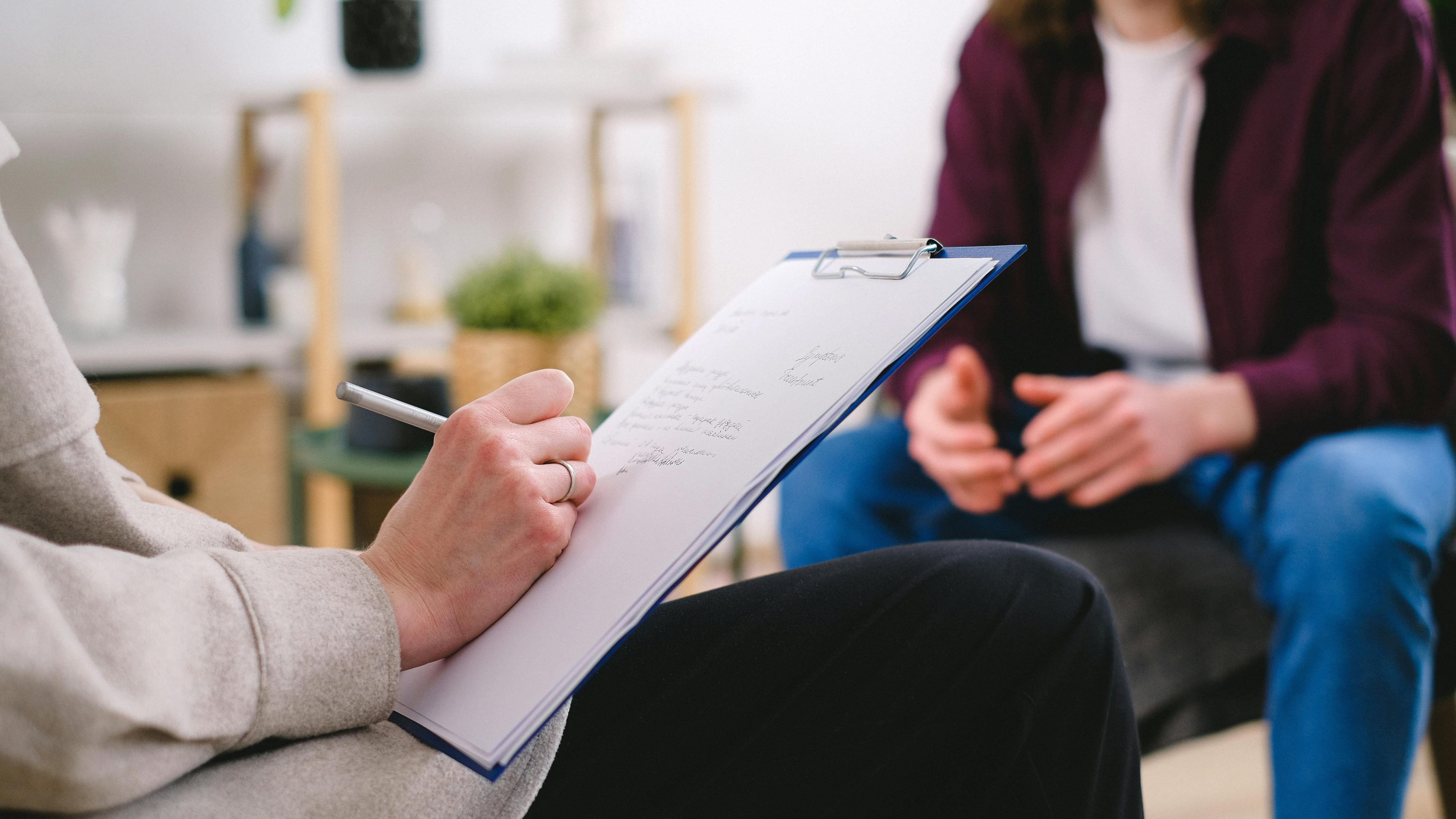 Día Mundial contra la Depresión: paso a paso para acceder gratis a servicios de salud mental en Ecuador