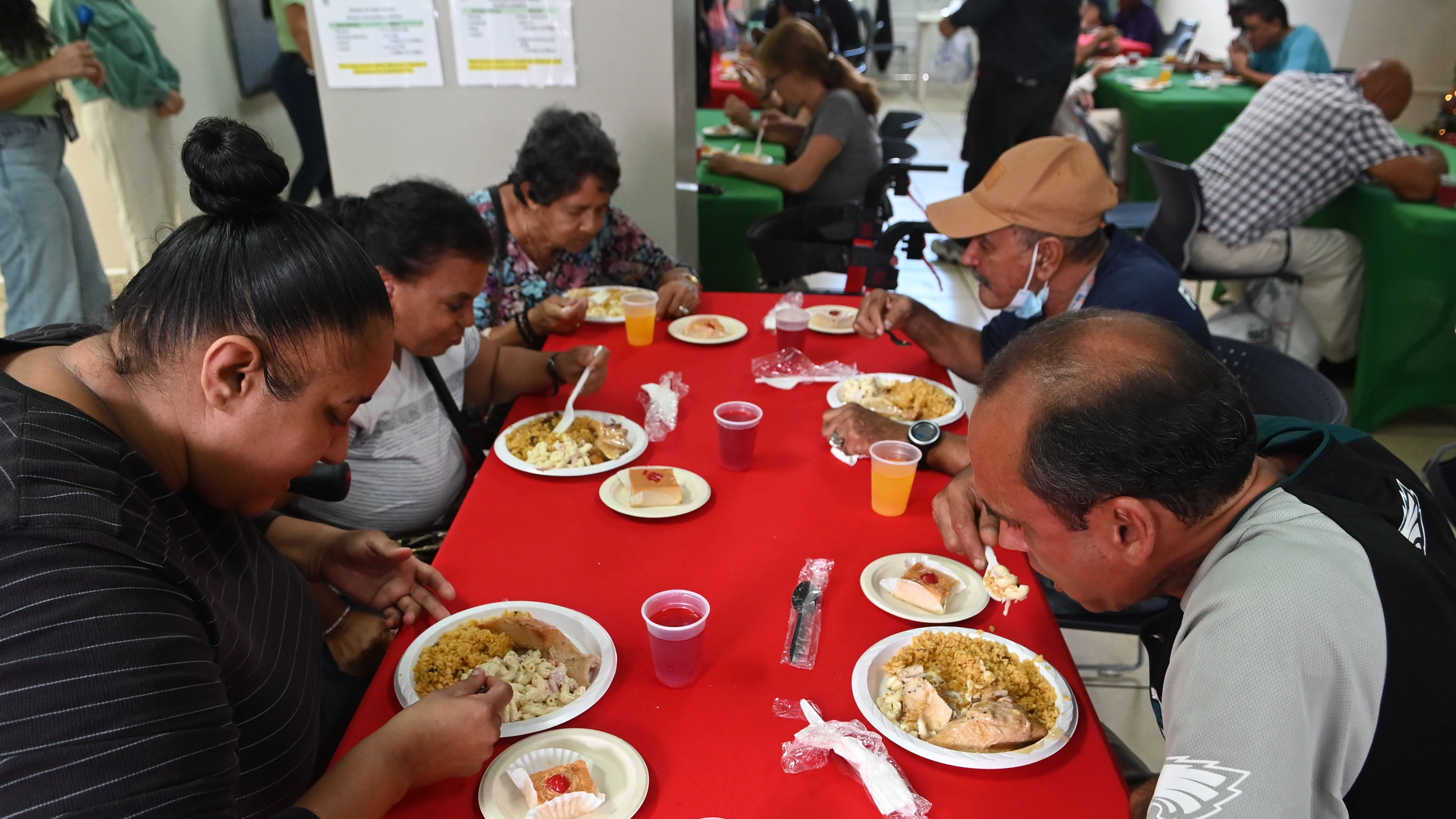 Almuerzo Acción de Gracia fondita de Jesús