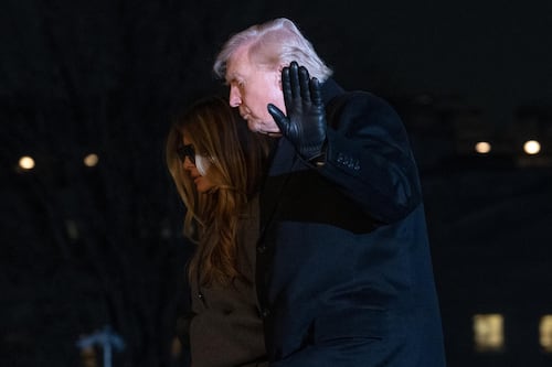 Trump dice que no tiene “nada que esconder” respecto a Epstein y que está “exonerado”