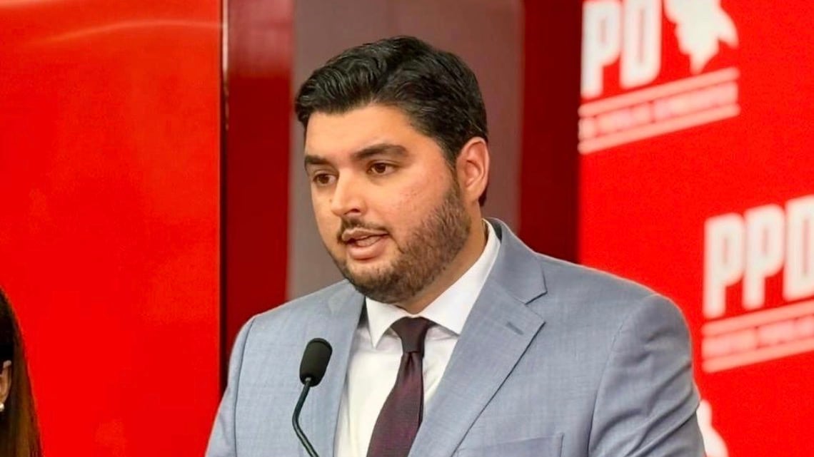 Secretario general del Partido Popular Democrático, Manuel Calderón Cerame.